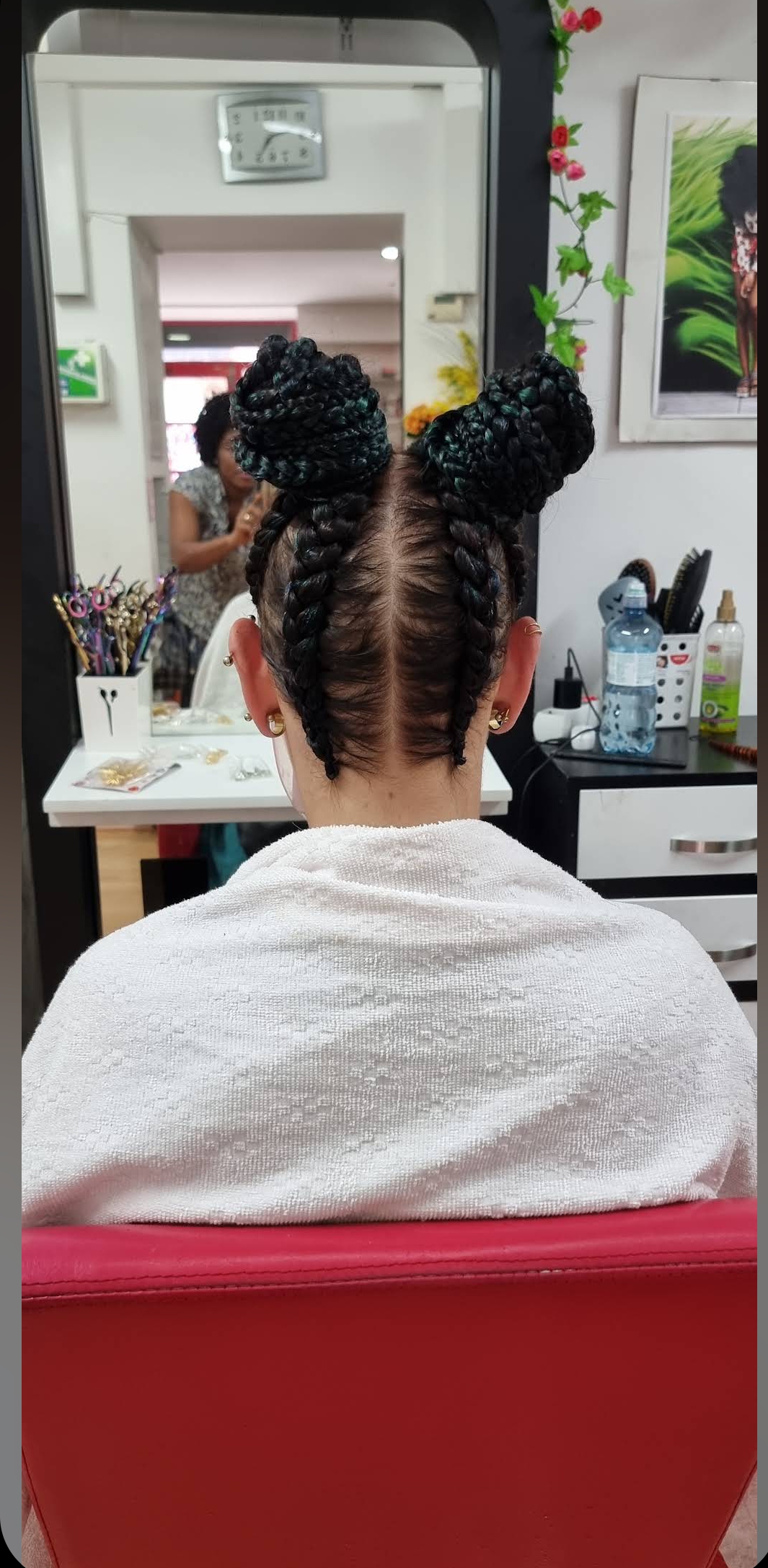 Maya's Afro style