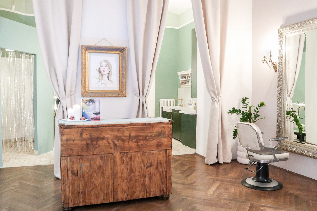 MøndM Salon & LOREART Hair & Makeup Couture